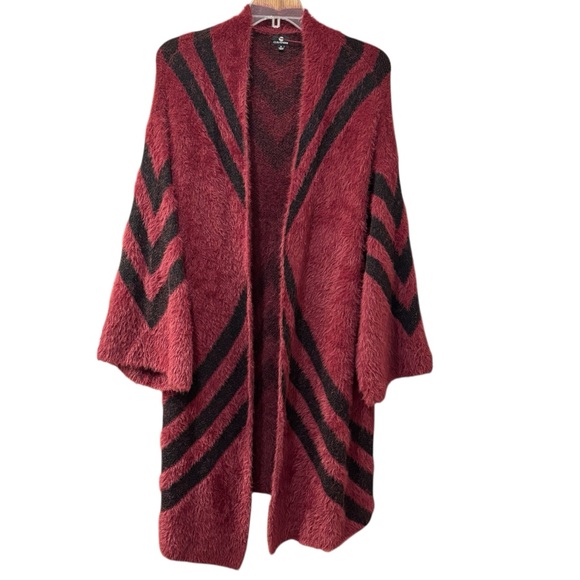 Long, fuzzy Curations open front cardigan, duster. 1X - Picture 2 of 10